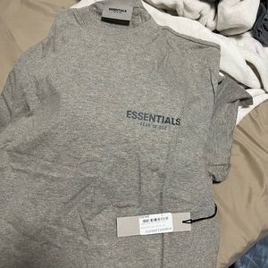 FOG Essentials Tshirt